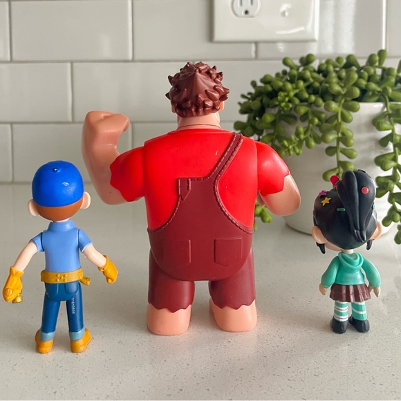 Wreck-It Ralph action figures - Picture 6 of 10